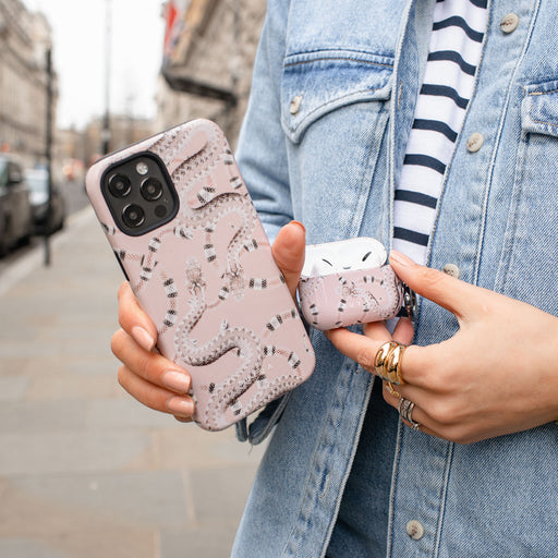 Poolside Glam - Snakes Samsung Galaxy A13 4G Case 10