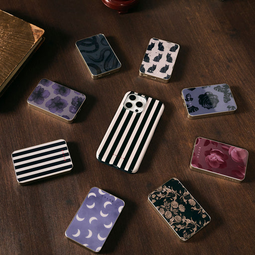 Charmed - Magnetic Power Bank 32