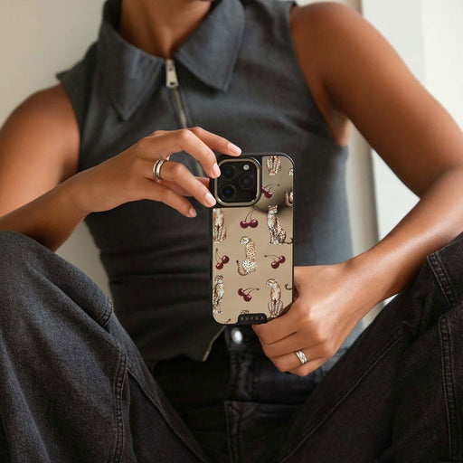 Cougar - iPhone 16 Pro Case 54