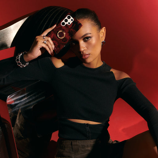 Femme Fatale - iPhone SE (2022) Case 10