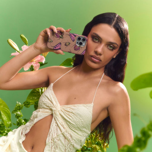 Runaway - iPhone 16 Pro Case 25