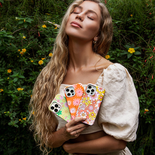 Garden Brunch - Floral iPhone SE (2020) Case 12