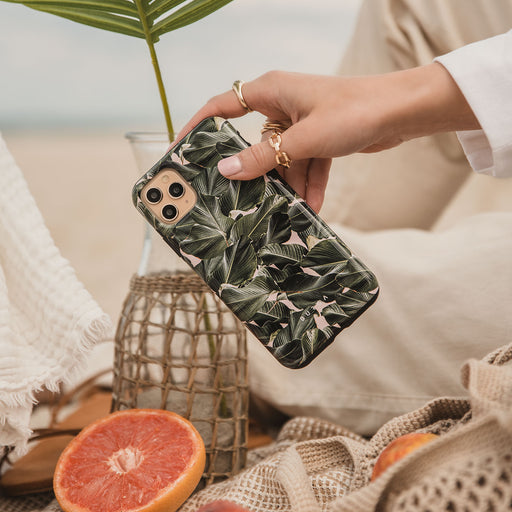 So Lush - Bannana Leaves iPhone SE (2020) Case 11