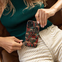 Morning Commute - Designer iPhone SE (2022) Case 16